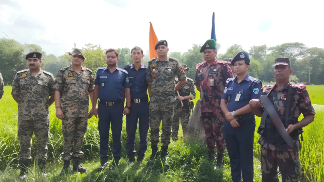 সীমান্তে আটক দুই পুলিশ সদস্যকে ১৫ ঘণ্টা পর ফেরত দিয়েছে বিএসএফ