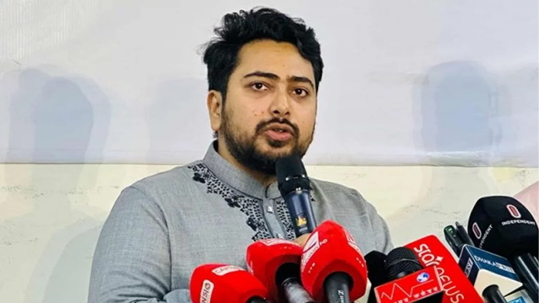 রাষ্ট্রপতির উপস্থিতিতে যা ঘটেছে, আমরা সবাই বিব্রত: নাহিদ