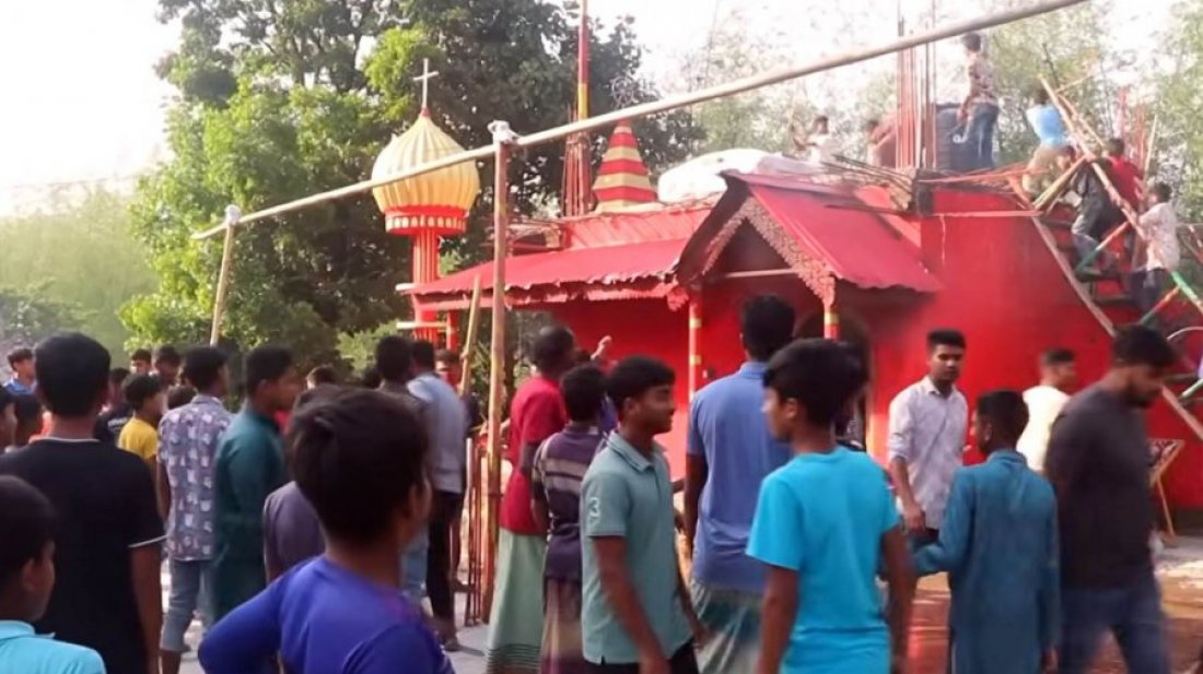 পীর হত্যায় ২০০ জনের বিরুদ্ধে মামলা, টাকা ও স্বর্ণ লুটের অভিযোগ