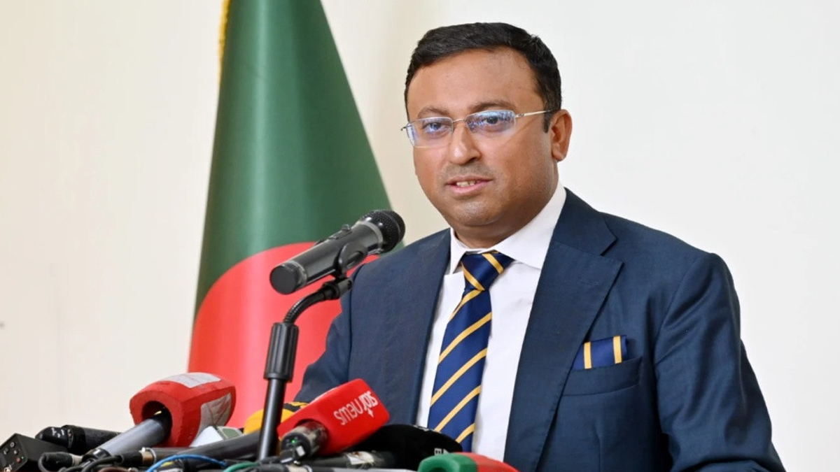 শেখ হাসিনা যেভাবে বিরক্ত করছেন, ভারত হলে মোদি কি ঢাকা সফর কর‌তেন