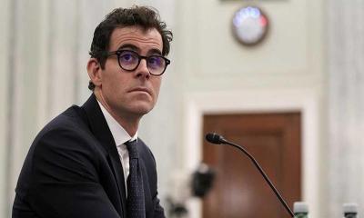 ‘সোশ্যাল মিডিয়া ক্লিনিক্যালি আসক্তিকর নয়’