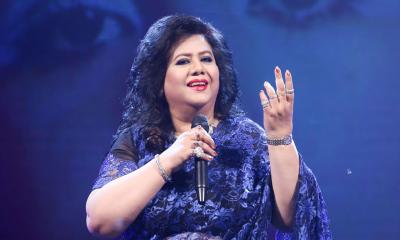 ভারতে ‘মিনার-ই-দিল্লি’ সম্মাননায় ভূষিত রুনা লায়লা