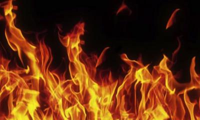 তুরাগে আগুনে এক পরিবারের ১০ জন দগ্ধ