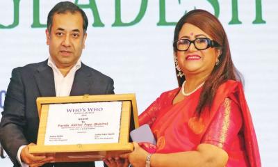 ‘হুজ হু’ সম্মাননায় ভূষিত ববিতা