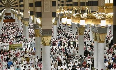 মসজিদুল হারাম ও নববীতে ১০ লাখের বেশি কোরআন বিতরণ