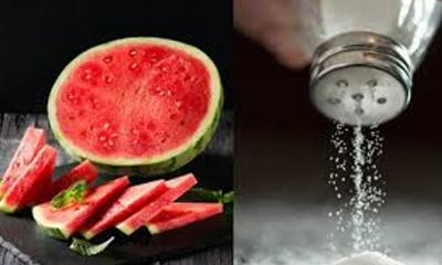 তরমুজে এক চিমটি লবণ মিশিয়ে খাবেন যে কারণে