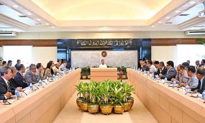 বন্ধ কারখানা চালুতে বিনিয়োগকারীদের সহায়তার আশ্বাস প্রধানমন্ত্রীর