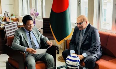 শিক্ষামন্ত্রীর সঙ্গে পাকিস্তান হাইকমিশনারের সাক্ষাৎ
