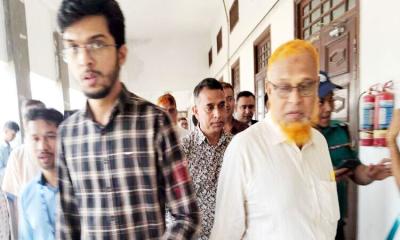 বিশ্ববিদ্যালয়ে যেন আর কোনো বাবা-মায়ের বুক এভাবে খালি না হয়