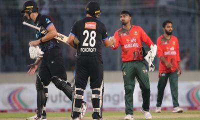এলোমেলো ব্যাটিংয়ে হারল বাংলাদেশ
