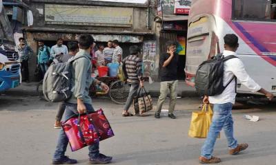 ঈদযাত্রায় দ্বিগুণ-তিনগুণ ভাড়া, ২০ বছরের রেকর্ড ভাঙছে এবারের নৈরাজ্য: যাত্রী কল্যাণ সমিতি