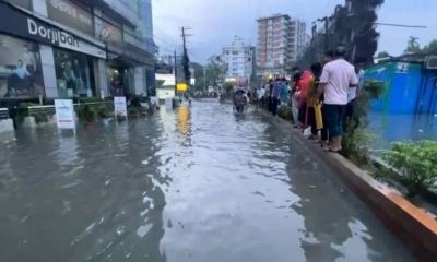 মাত্র এক ঘণ্টার বৃষ্টিতে আবারও ডুবেছে চট্টগ্রাম