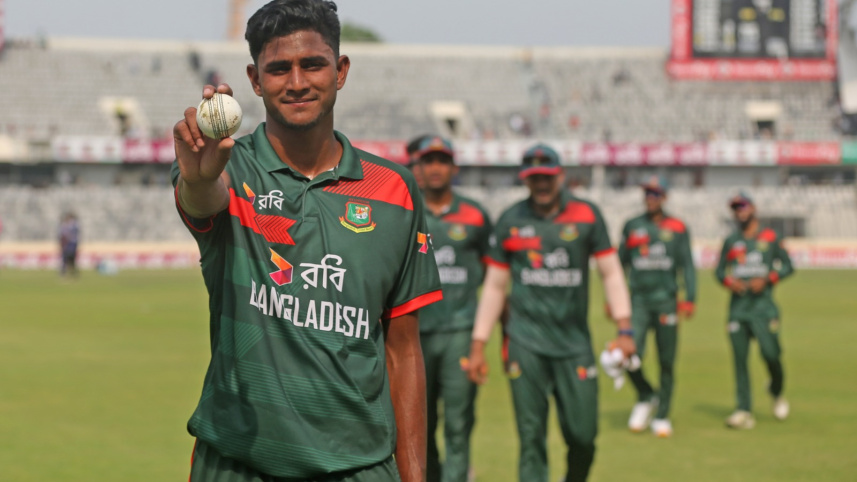 তপ্ত গরমে নাহিদের গতির ঝাঁজে বিস্মিত কিউই ব্যাটার